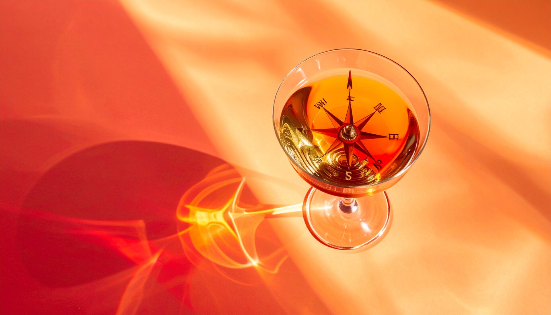 Cocktails compass hero